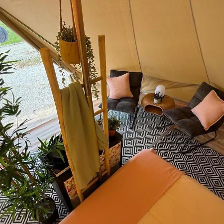 Glamping La Yurta Nel Luxe Belltent Роскошный шатер *