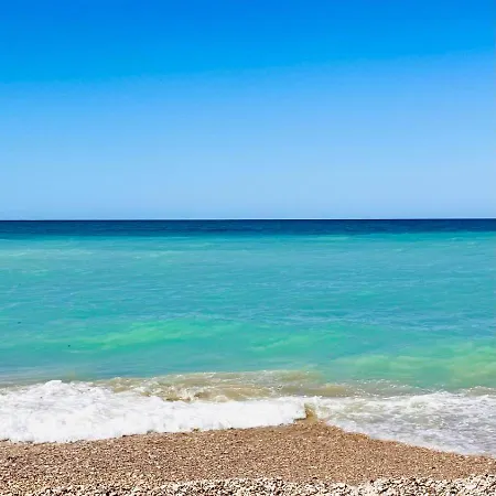 Glamping La Yurta Nel Luxe Belltent Torino di Sangro