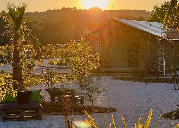 Luxury tent Glamping La Yurta Nel Luxe Belltent Torino di Sangro