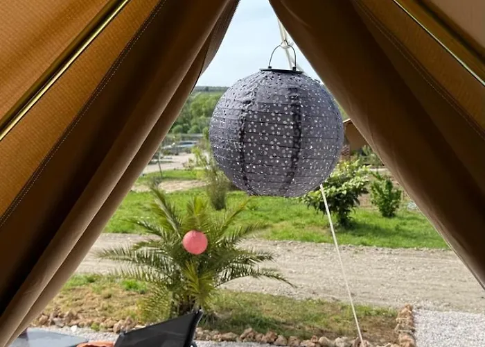 Glamping La Yurta Nel Luxe Belltent Luxury tent Torino di Sangro