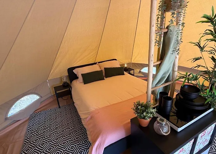 Glamping La Yurta Nel Luxe Belltent